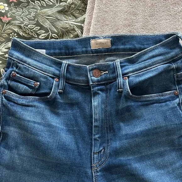 MOTHER The Weekender Fray - Picture 6 of 8